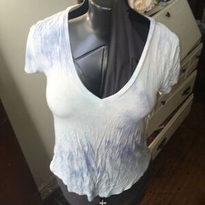 American Eagle Soft & Sexy blue tie dye short sleeve shirt